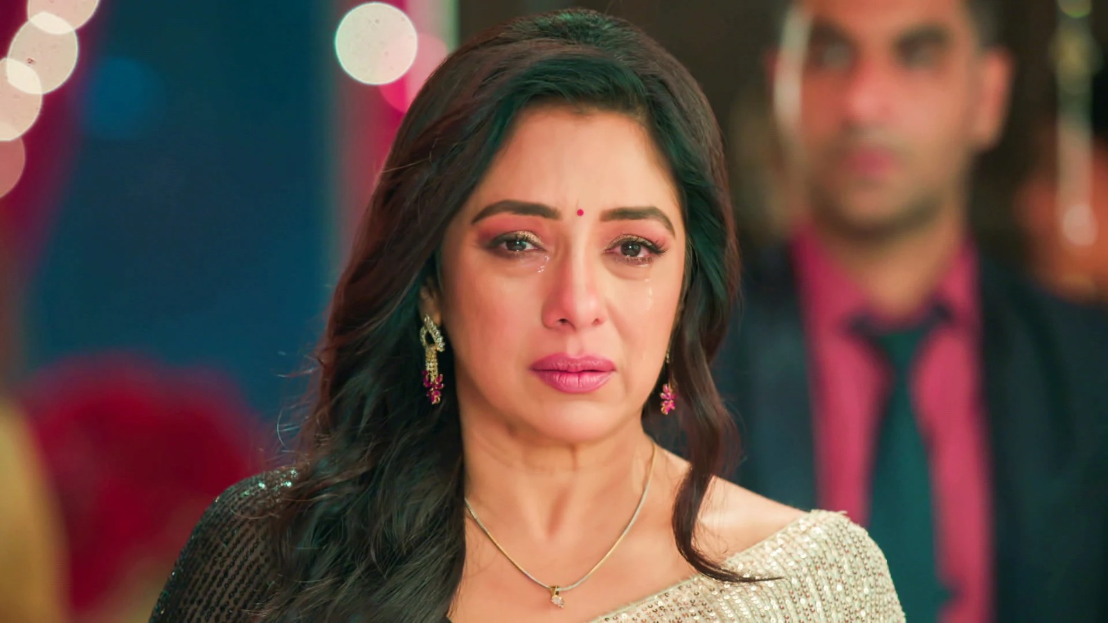 Anupamaa: Divine Message Pushes Anupamaa To Fight Rajni Back