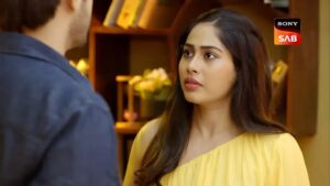 Pushpa Impossible: Rashi Locked In Bathroom Amid Marital Trouble, Pushpa Threatens Police Action