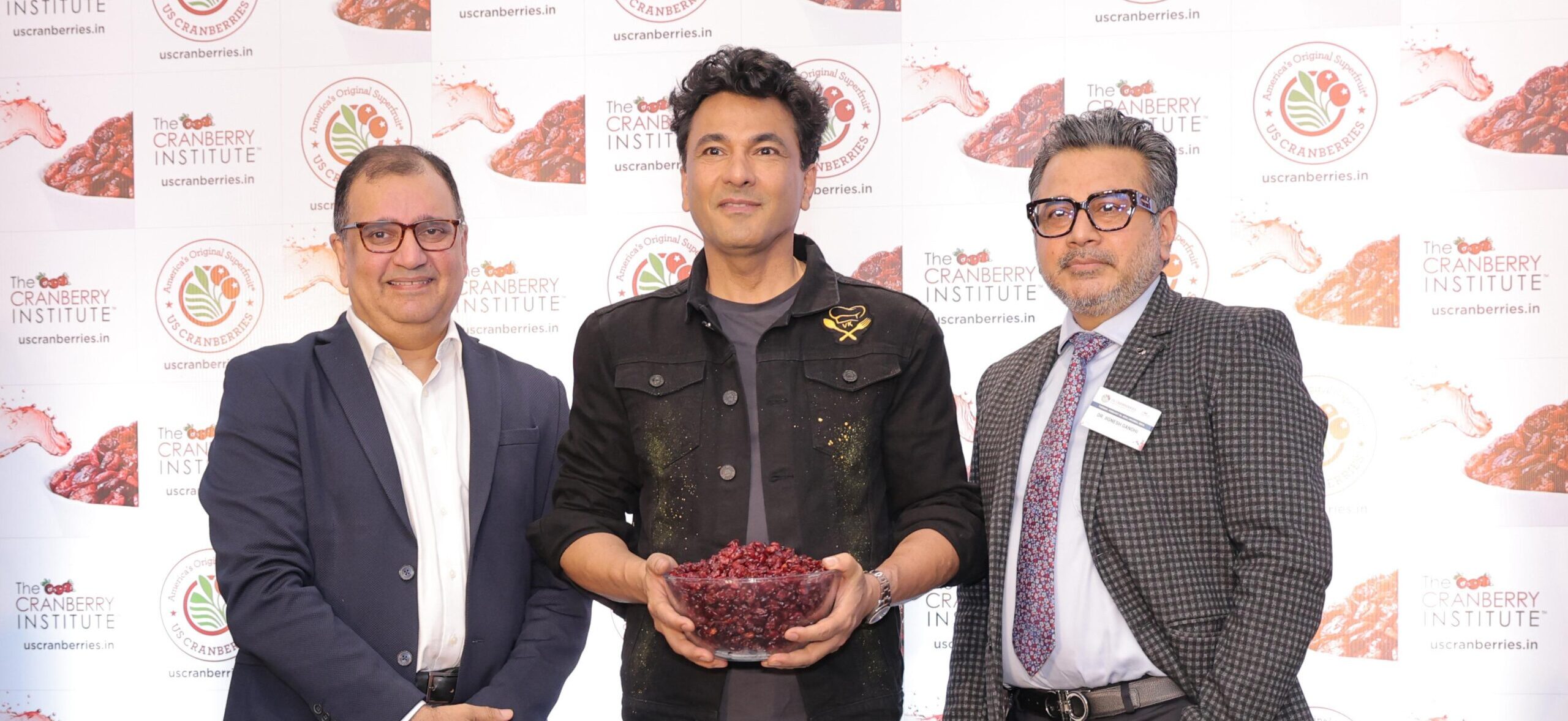 Chef Vikas Khanna demonstrating cranberry recipes at Mumbai event
